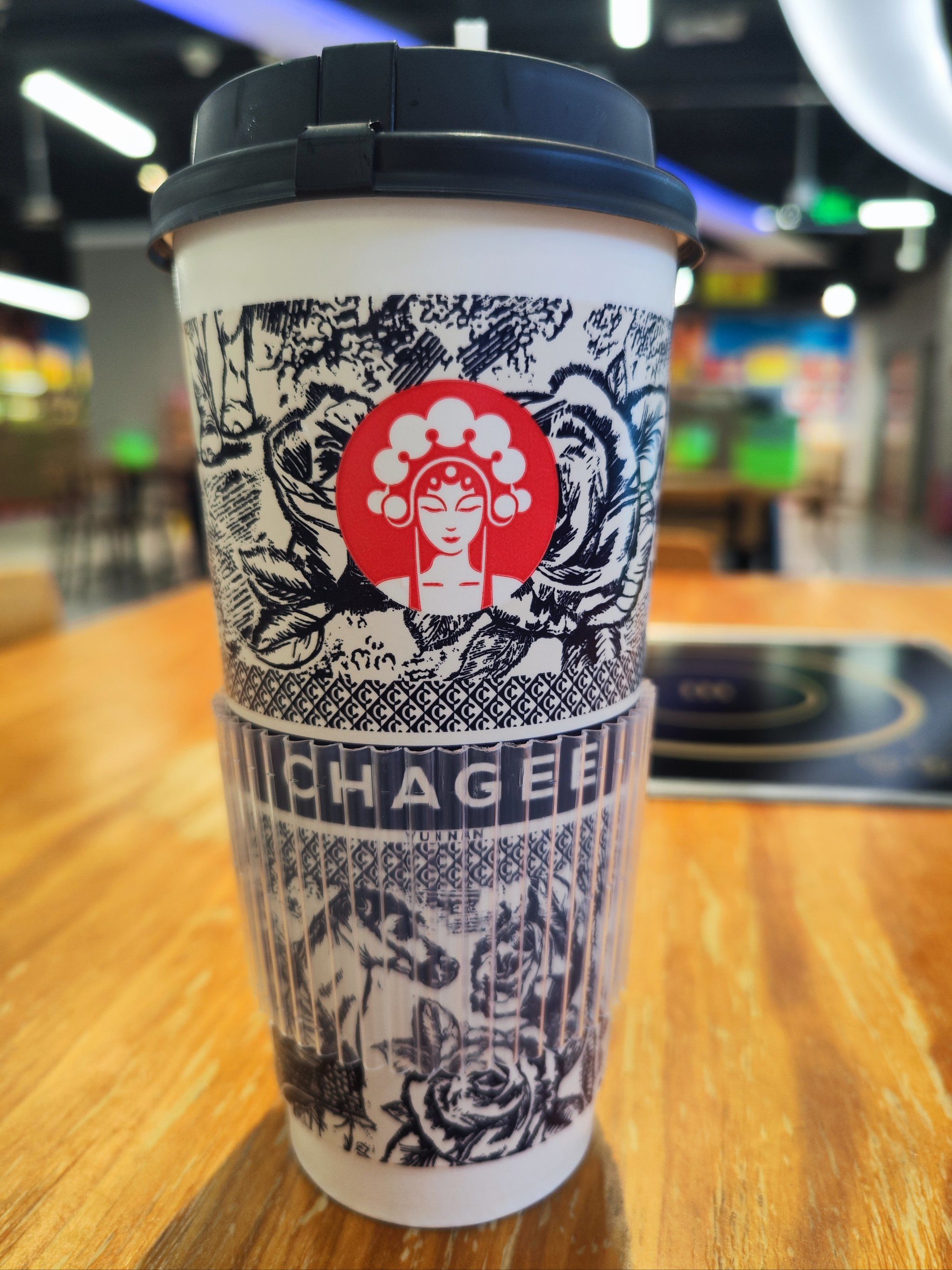 县城开一家霸王茶姬要多少钱?加盟费用及回本周期分析